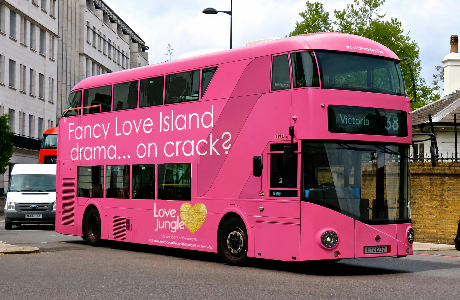 Love Jungle bus side